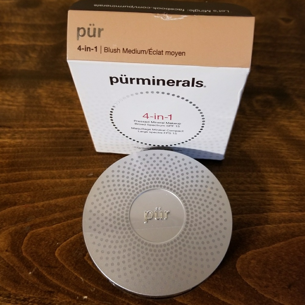 PUR foundation powder
